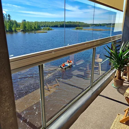 Large Two-room Desing With Seaview And Sauna In Downtown *