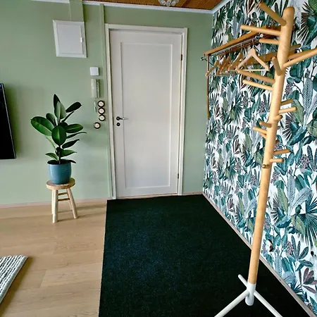 Large Two-room Desing With Seaview And Sauna In Downtown オウル